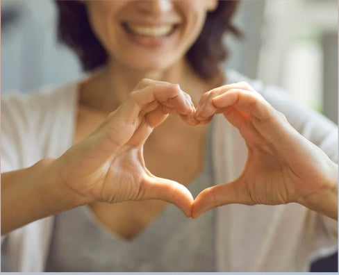 Detox, nourish and hydrate your body back to feeling 100% good vibes!