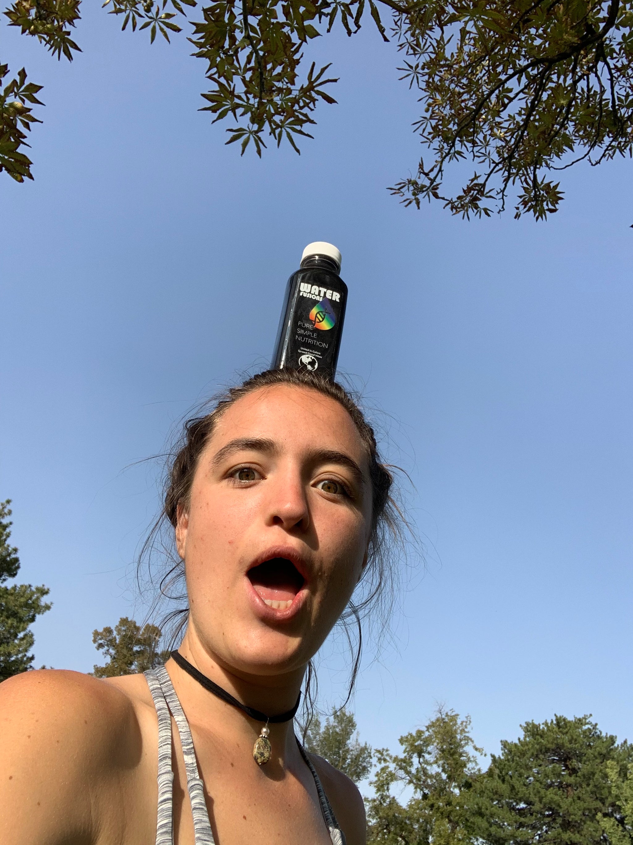 Detox, nourish and hydrate your body back to feeling 100% good vibes!