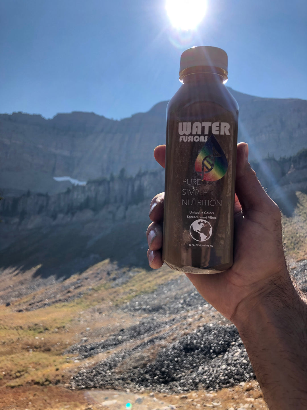 Detox, nourish and hydrate your body back to feeling 100% good vibes!